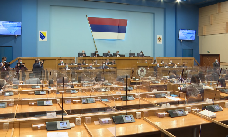Počela posebna sjednica NSRS o vraćanju nadležnosti