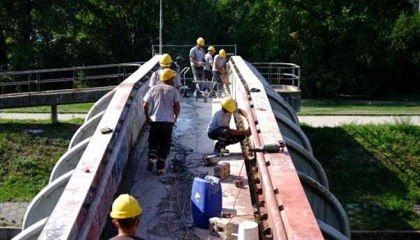 Počela sanacija pješačkog mosta na lokalitetu Otoka Meander