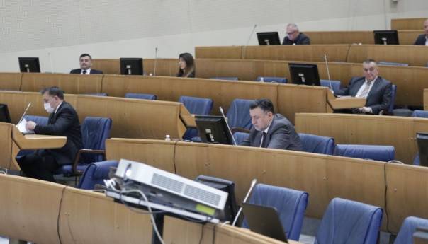 Počela sjednica Parlamenta BiH, nema zastupnika iz RS-a