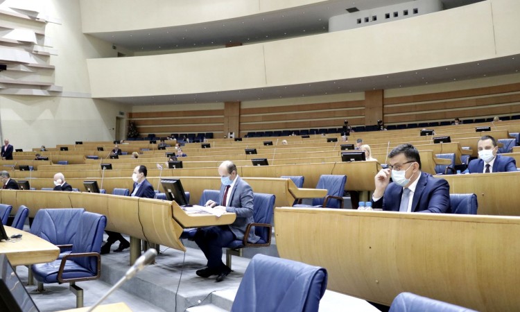 Počela sjednica Predstavničkog doma, ministri odgovaraju na poslanička pitanja