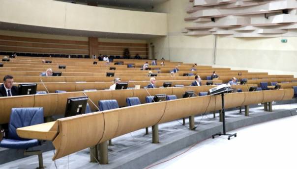 Počela sjednica Predstavničkog doma, poslanici o javnim nabavkama