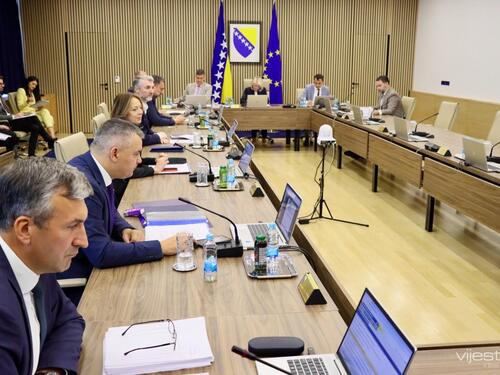 Počela sjednica Vijeća ministara: Kako će se namiriti dug RS-a Viaductu?