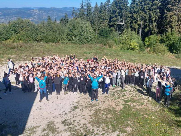 Počela "Škola planinarstva", 4.067 učenika sedmih razreda na stazama Bjelašnice, Igmana i Trebevića