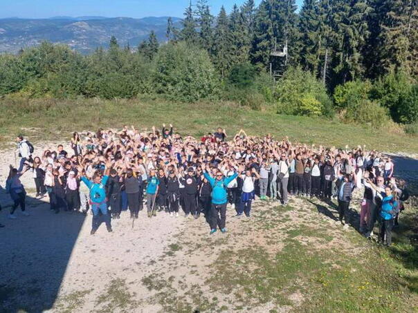 Počela "Škola planinarstva", 4.067 učenika sedmih razreda na stazama Bjelašnice, Igmana i Trebevića