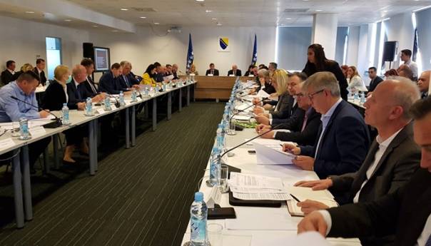 Počela tematska sjednica Vlade FBiH o situaciji u vezi s koronavirusom