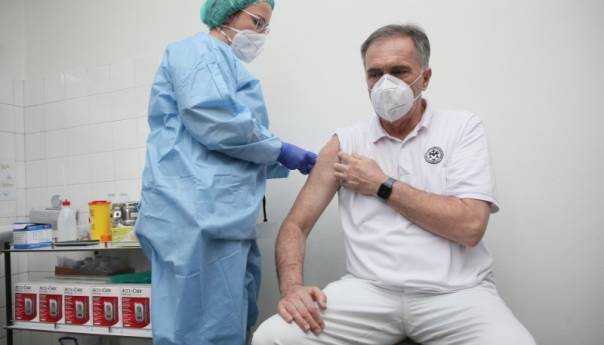 Počela vakcinacija osoblja Opće bolnice