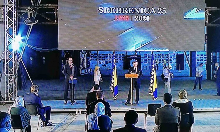 Počela zvanična komemoracija za žrtve genocida u Srebrenici