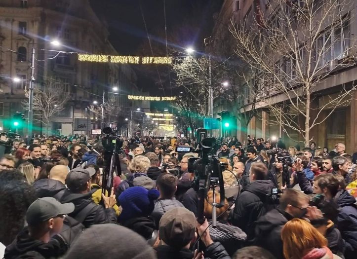 Počeli novi protesti u Beogradu, osmi po redu