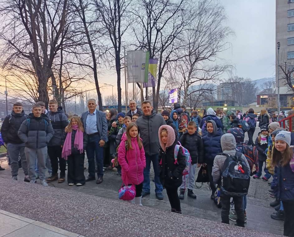 Počelo drugo polugodište za osnovce i srednjoškolce u ZDK