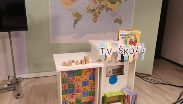 Počelo emitovanje TV škole u programu RTV Unsko-sanskog kantona