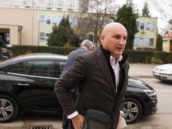 Počelo novo suđenje bivšem premijeru RS Aleksandru Džombiću