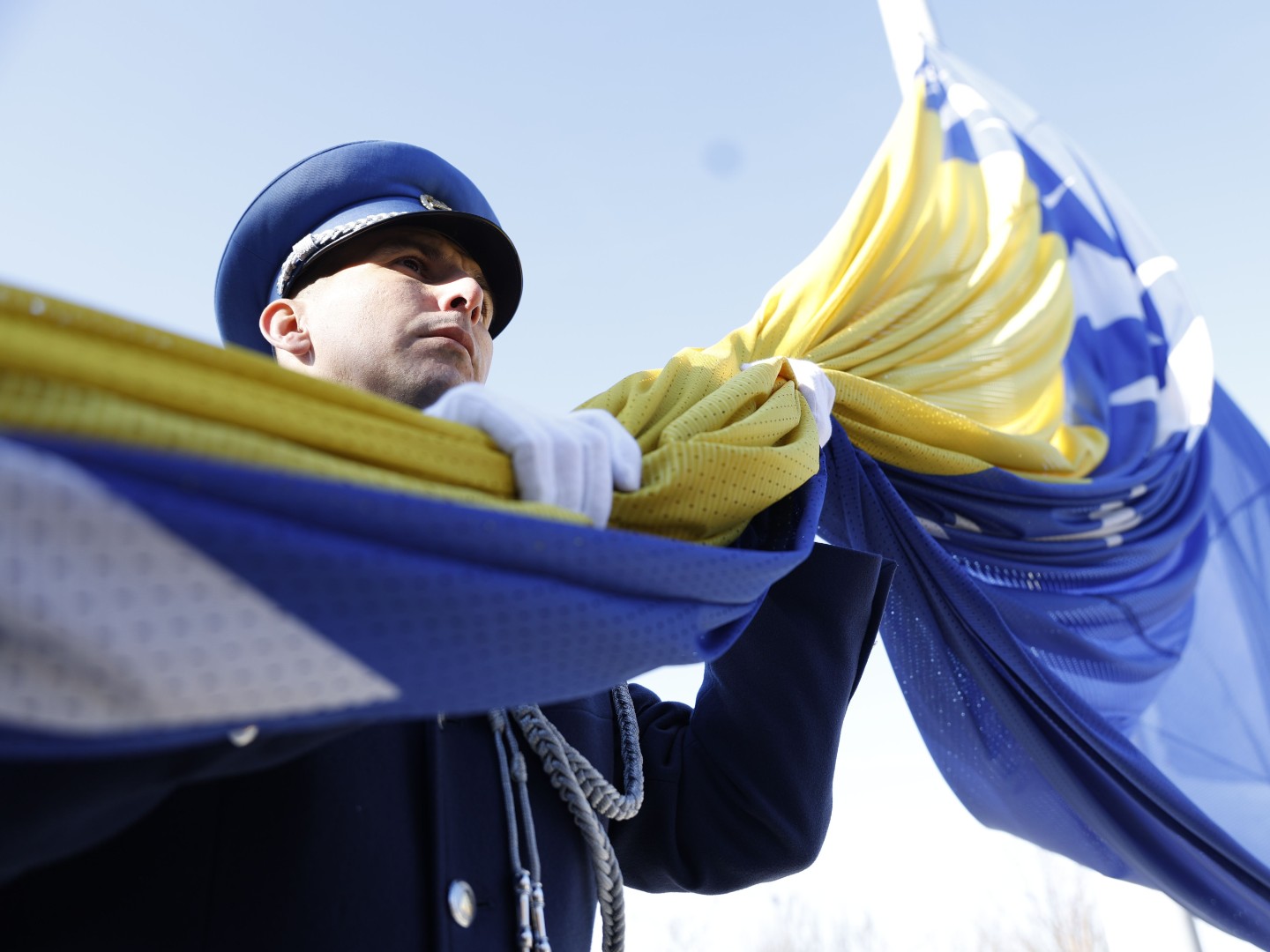 Počelo obilježavanje Dana nezavisnosti BiH, na Humu podignuta državna zastava