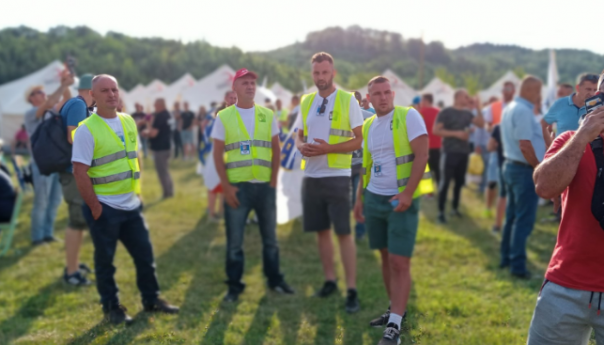 Počelo okupljanje učesnika Marša mira u Nezuku