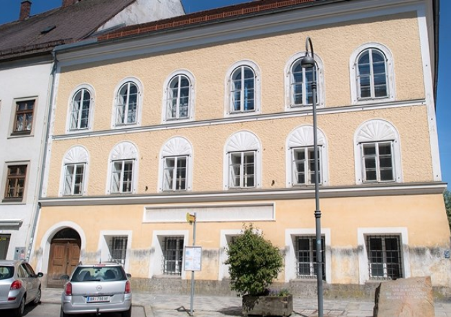 Počelo preuređenje Hitlerove rodne kuće