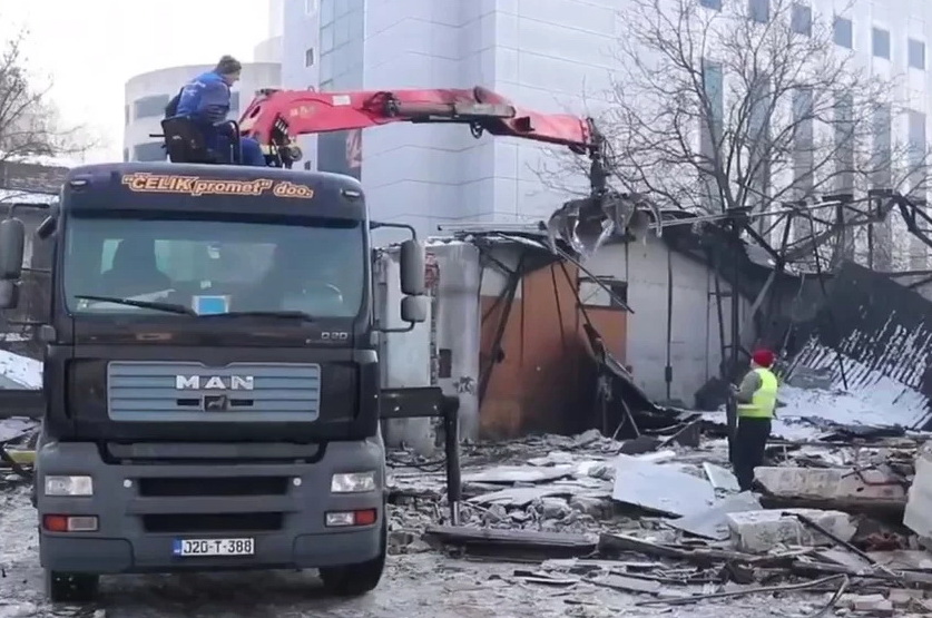 Počelo rušenje objekata u krugu depoa GRAS-a