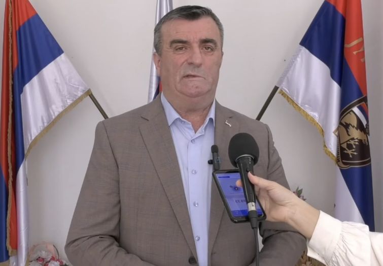 Počelo suđenje načelniku Vlasenice zbog veličanja Mladića i Karadžića
