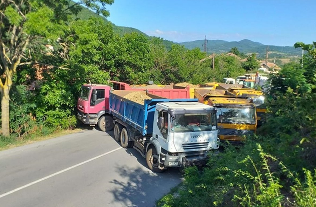 Počelo uklanjanje barikada na sjeveru Kosova