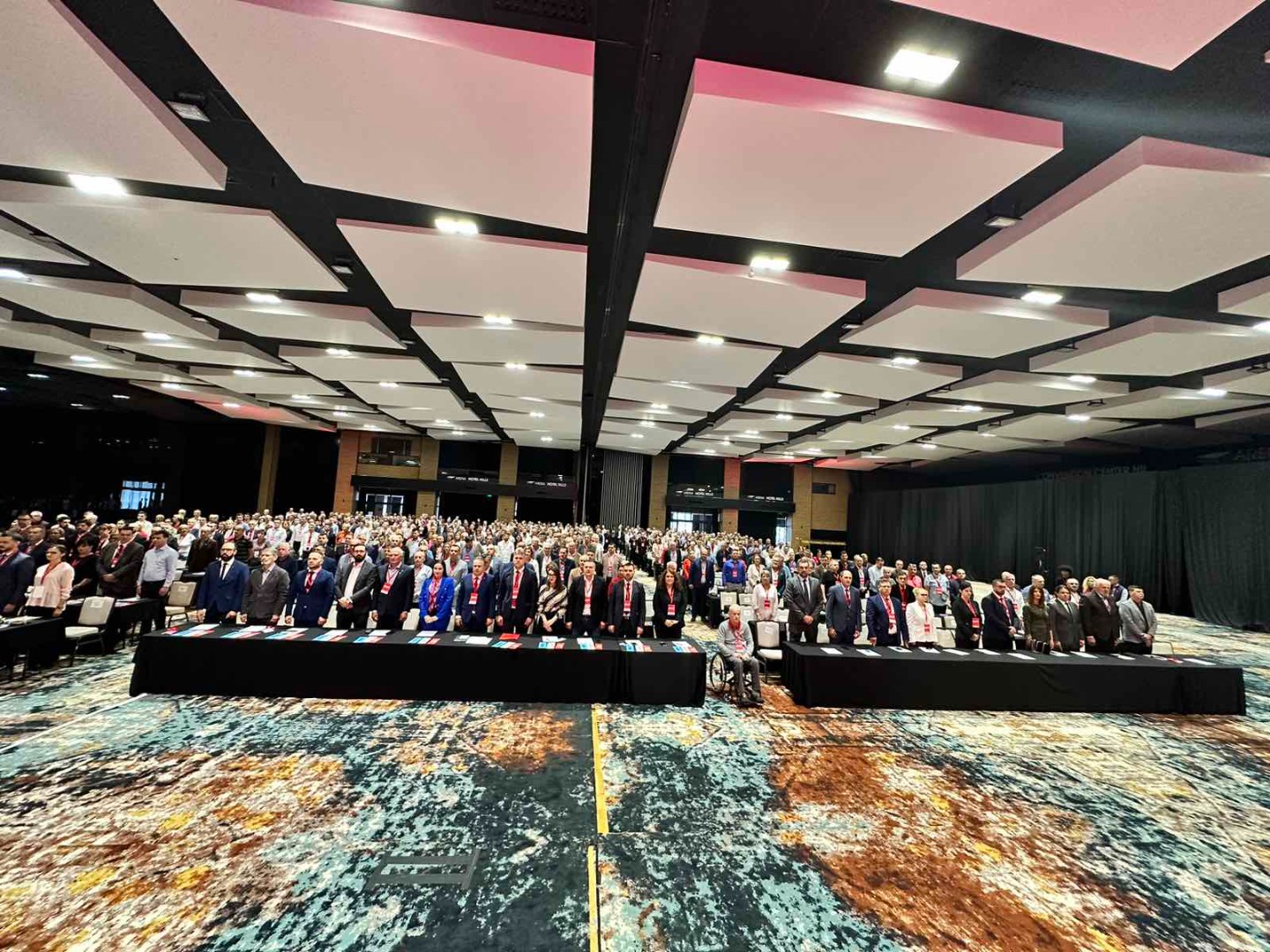 Počeo kongres SDP-a, Nikšić: Moguće prolongiranje izbora