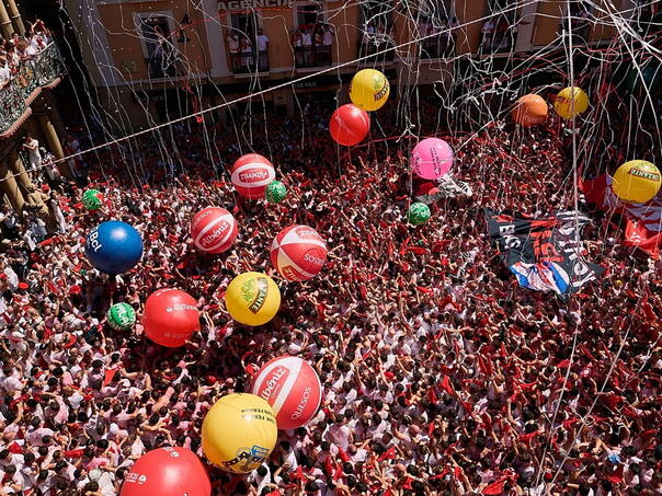 Počeo legendarni festival San Fermín: Pamplona u znaku bikova