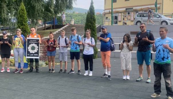 Počeo memorijalni pohod Goražde - Memorijalna šuma 8.372 na Posestri