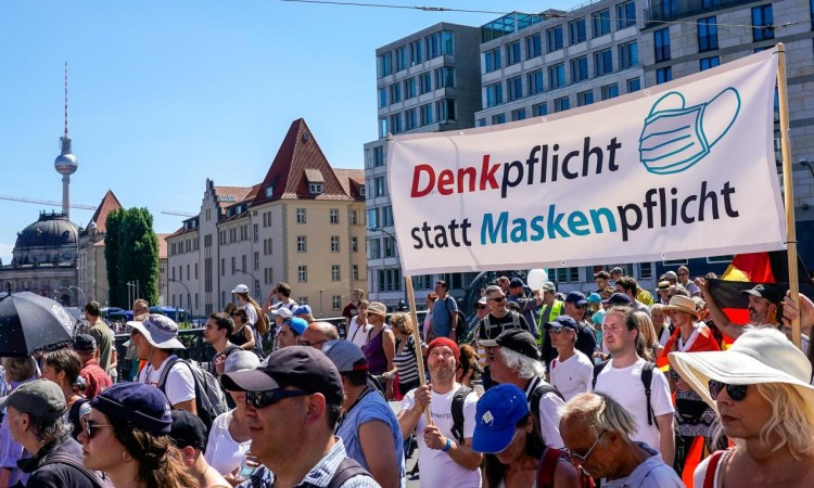 Počeo obavještajni nadzor njemačkog pokreta protiv covid mjera