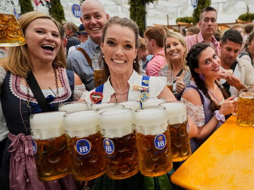 Počeo Oktoberfest, Minhen očekuje šest miliona gostiju