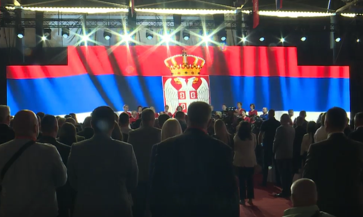 Foto: Počeo Sabor SNSD-a uz himnu 'Bože pravde'