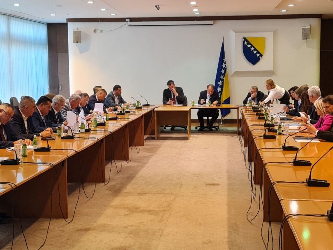 Foto: Sastanak lidera Trojke, SNSD-a i HDZ-a