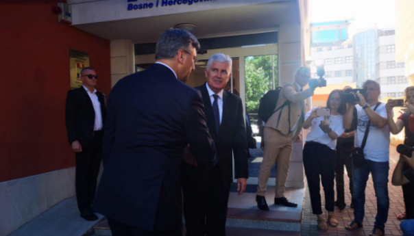 Počeo sastanak Plenkovića i Čovića