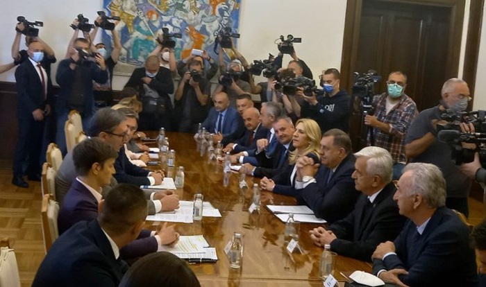 Počeo sastanak Vučića sa delegacijom RS-a