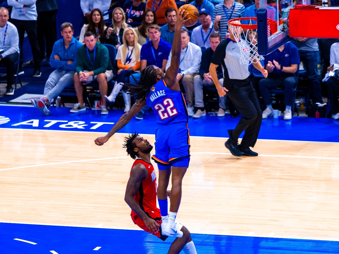 Početak NBA lige: Thunder slavio, Lakersi poraženi bez LeBrona