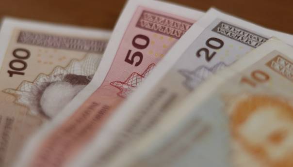Počinje isplata invalidnina za septembar