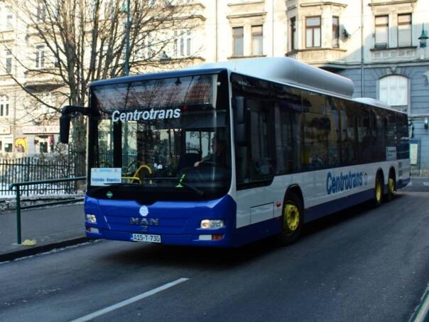 Počinje prodaja mjesečnih karata za gradski prijevoz u KS