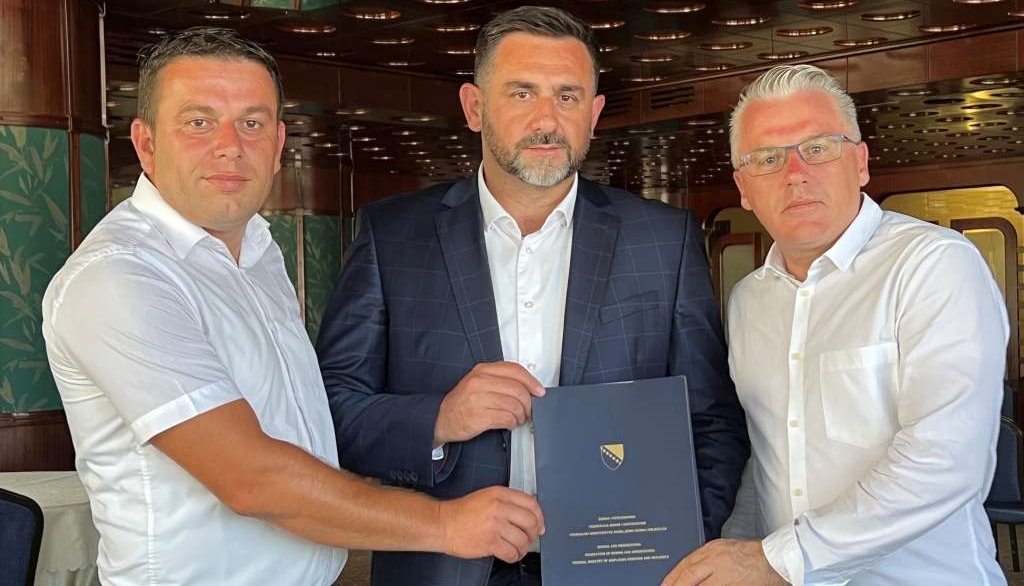 Počinje realizacija infrastrukturnih projekata u Bužimu, Ključu i Bosanskoj Krupi