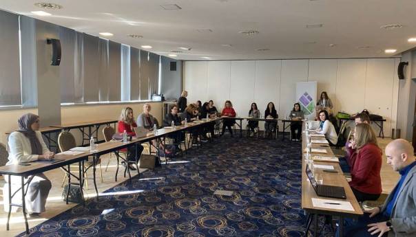 Počinju aktivnosti usmjerene na prevenciju kockanja učenika