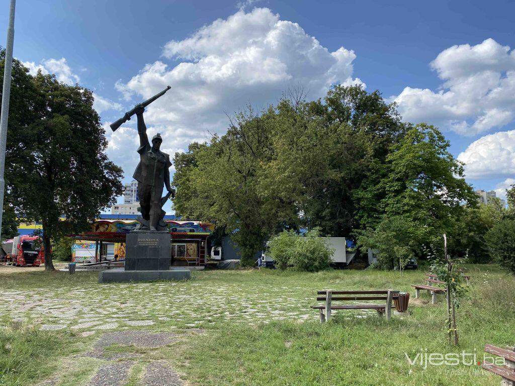 Počinju radovi na adaptaciji tuzlanskog parka Husinski rudar i kultnog spomenika rudaru