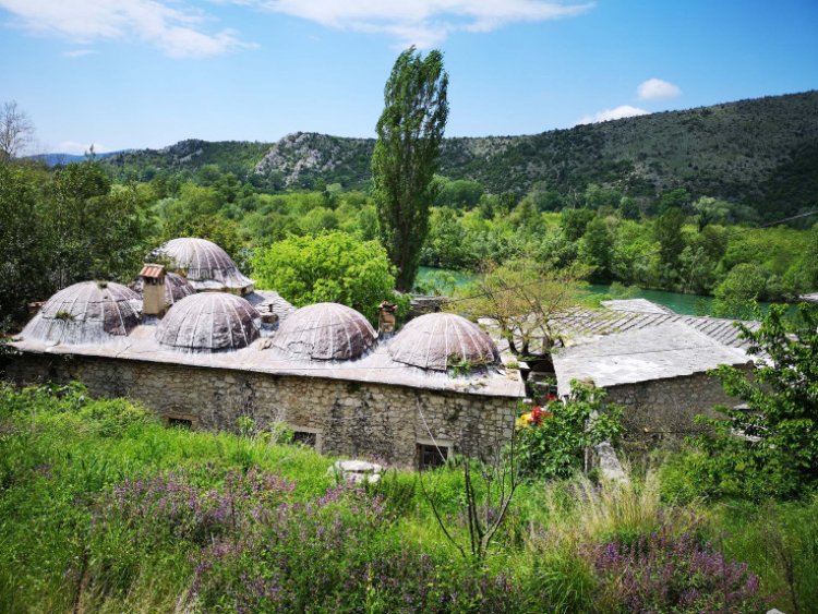 Počiteljska medresa u rukama tajkuna