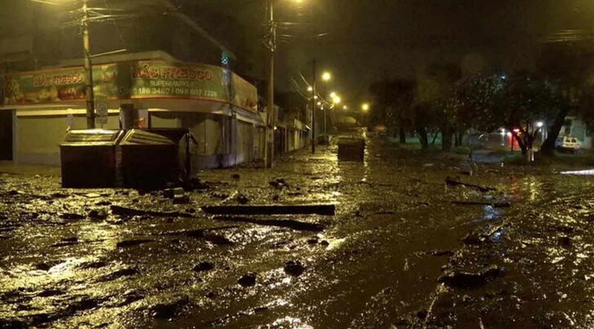 Pod klizištem u ekvadorskoj prijestonici poginule 22 osobe
