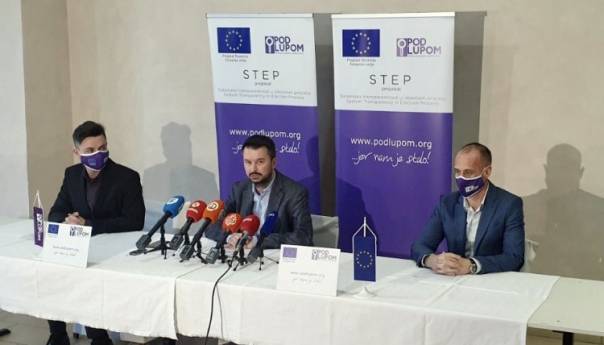 'Pod lupom': Zabilježene nepravilnosti na izborima u Prijedoru