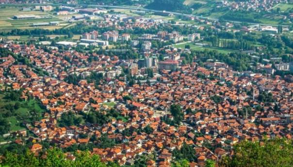 Pod zdravstvenim nadzorom 76 osoba u Visokom