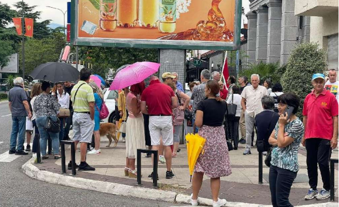 Podgorica: Protest građana zbog temeljnog ugovora sa SPC
