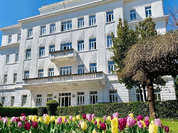 Podgorica: U toku evakuacija Gradske uprave zbog dojave o mogućem terorističkom napadu