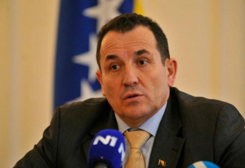 Podignuta optužnica protiv ministra sigurnosti BiH Selme Cikotića