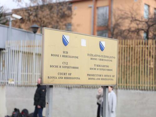 Optužnica za genocid: Izmještali tijela iz masovnih grobnica