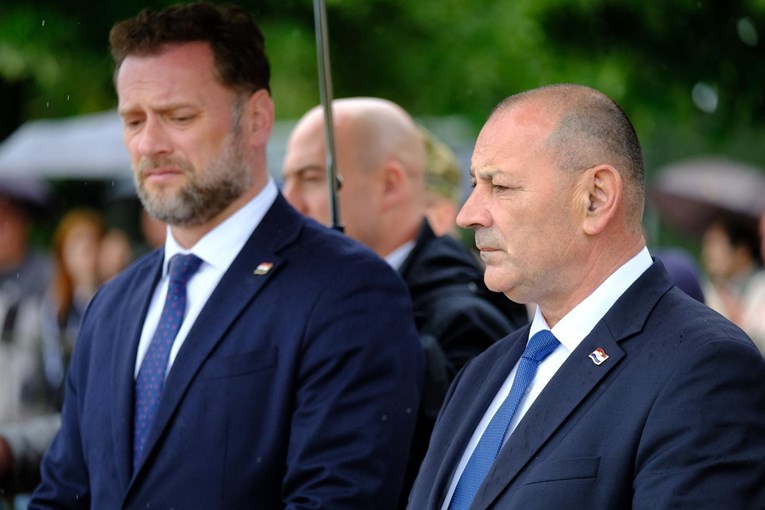 Podizanje optužnice protiv hrvatskih pilota je neprihvatljiva provokacija