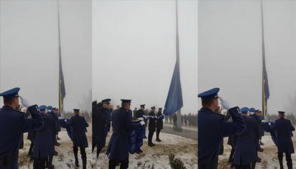 Podizanjem zastave na Humu počelo obilježavanje Dana nezavisnosti BiH