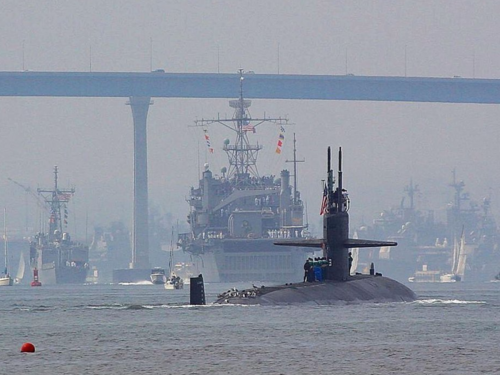 Podmornica napala iranski brod, 101 osoba nestala