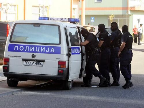 Podnesen izvještaj protiv četiri lica zbog krađe veće količine novca i zlata