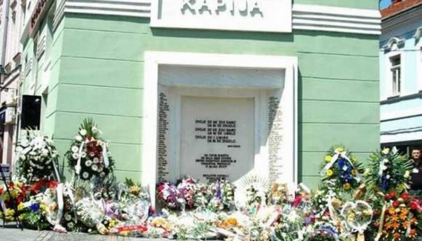 Podnijeta inicijativa o zabrani negiranja ratnog zločina na tuzlanskoj Kapiji