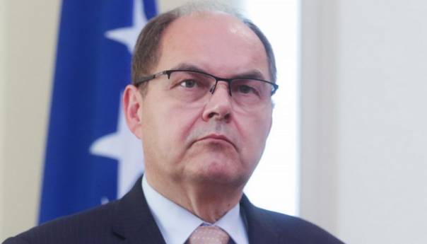 Podrška akterima: Schmidt o izmjenama Izbornog zakona